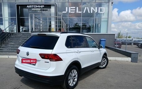 Volkswagen Tiguan II, 2019 год, 2 590 000 рублей, 14 фотография