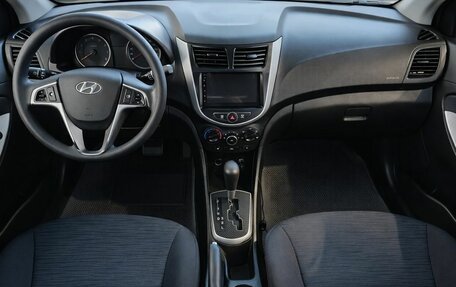 Hyundai Solaris II рестайлинг, 2016 год, 999 000 рублей, 10 фотография