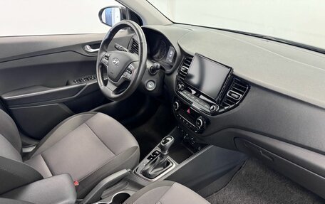 Hyundai Solaris II рестайлинг, 2021 год, 1 720 000 рублей, 22 фотография