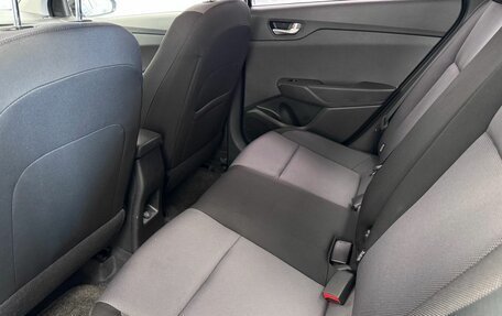 Hyundai Solaris II рестайлинг, 2021 год, 1 720 000 рублей, 26 фотография