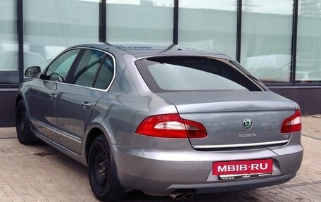 Skoda Superb III рестайлинг, 2011 год, 859 000 рублей, 3 фотография
