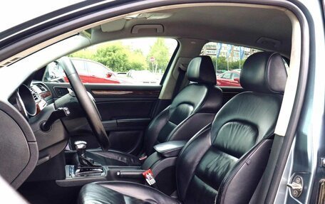 Skoda Superb III рестайлинг, 2011 год, 859 000 рублей, 17 фотография