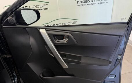 Toyota Auris II, 2013 год, 1 620 000 рублей, 21 фотография