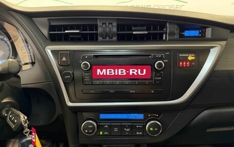 Toyota Auris II, 2013 год, 1 620 000 рублей, 17 фотография
