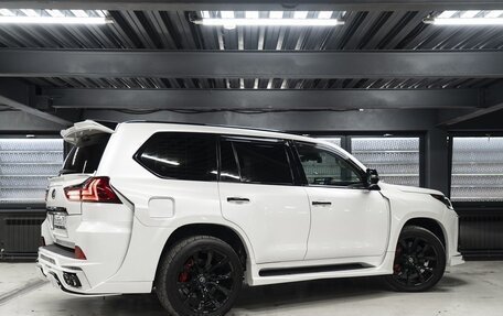 Lexus LX III, 2017 год, 11 000 000 рублей, 10 фотография