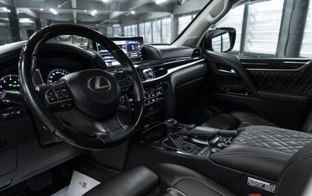 Lexus LX III, 2017 год, 11 000 000 рублей, 12 фотография
