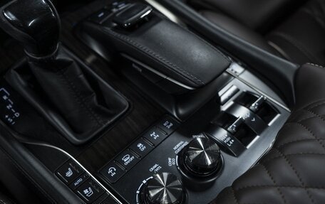 Lexus LX III, 2017 год, 11 000 000 рублей, 15 фотография