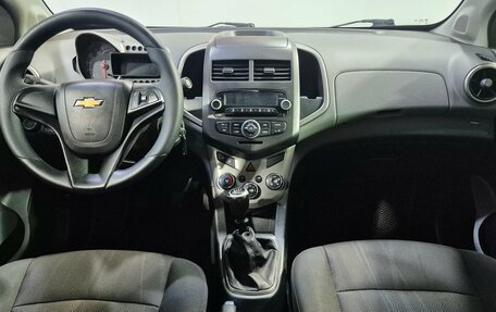 Chevrolet Aveo III, 2013 год, 645 000 рублей, 10 фотография