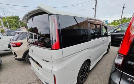 Honda Stepwgn IV, 2022 год, 1 900 000 рублей, 19 фотография