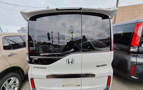 Honda Stepwgn IV, 2022 год, 1 900 000 рублей, 20 фотография