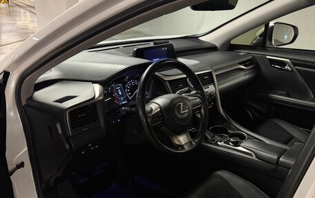 Lexus RX IV рестайлинг, 2017 год, 3 400 000 рублей, 7 фотография