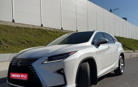 Lexus RX IV рестайлинг, 2017 год, 3 400 000 рублей, 2 фотография