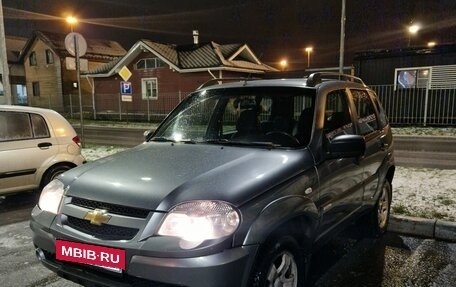 Chevrolet Niva I рестайлинг, 2013 год, 440 000 рублей, 3 фотография