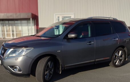 Nissan Pathfinder, 2014 год, 2 000 000 рублей, 4 фотография
