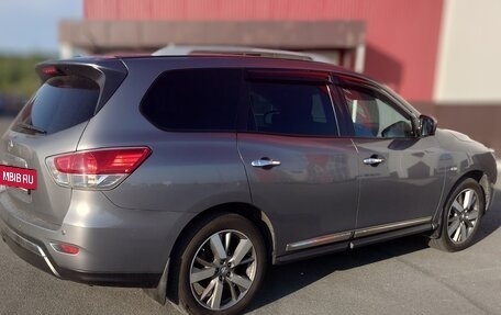 Nissan Pathfinder, 2014 год, 2 000 000 рублей, 8 фотография