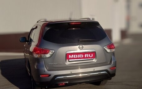 Nissan Pathfinder, 2014 год, 2 000 000 рублей, 10 фотография