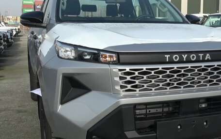 Toyota Hilux, 2026 год, 4 410 000 рублей, 6 фотография