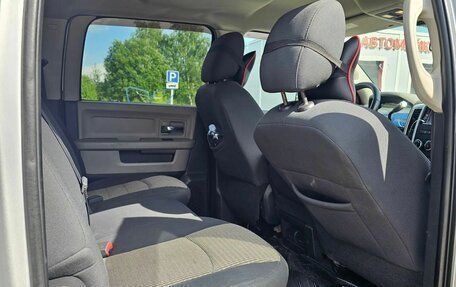 Dodge RAM IV, 2012 год, 3 400 000 рублей, 5 фотография