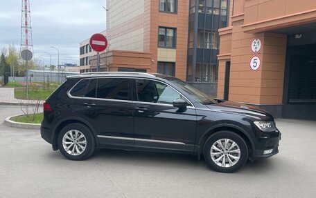 Volkswagen Tiguan II, 2017 год, 2 550 000 рублей, 2 фотография