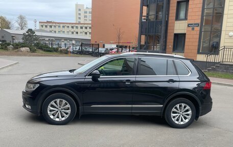 Volkswagen Tiguan II, 2017 год, 2 550 000 рублей, 6 фотография