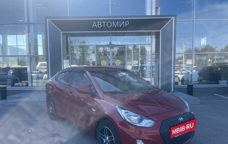 Hyundai Solaris II рестайлинг, 2014 год, 864 500 рублей, 3 фотография