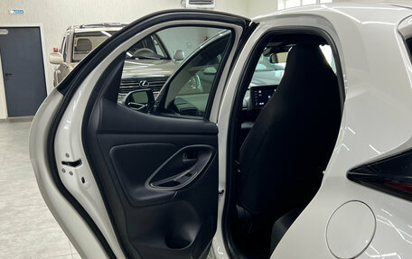 Toyota Yaris, 2020 год, 1 257 000 рублей, 18 фотография