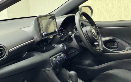 Toyota Yaris, 2020 год, 1 257 000 рублей, 22 фотография