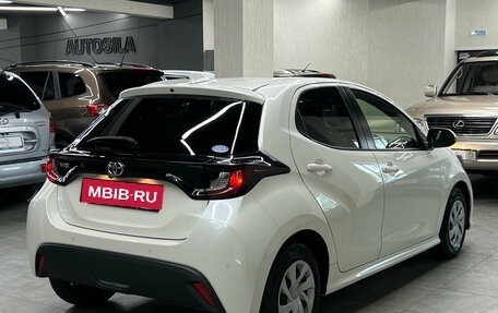 Toyota Yaris, 2020 год, 1 257 000 рублей, 23 фотография