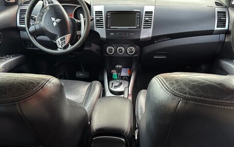 Mitsubishi Outlander III рестайлинг 3, 2009 год, 1 250 000 рублей, 8 фотография