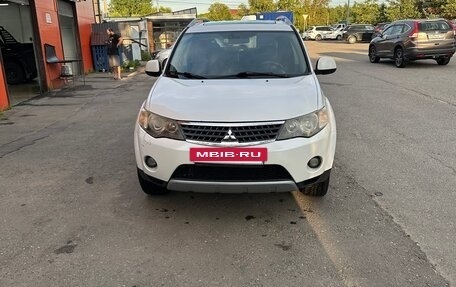 Mitsubishi Outlander III рестайлинг 3, 2009 год, 1 250 000 рублей, 2 фотография