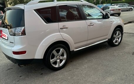 Mitsubishi Outlander III рестайлинг 3, 2009 год, 1 250 000 рублей, 7 фотография