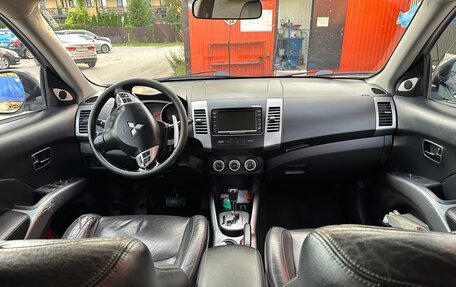 Mitsubishi Outlander III рестайлинг 3, 2009 год, 1 250 000 рублей, 9 фотография