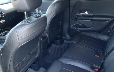 Mercedes-Benz B-Класс, 2020 год, 2 250 000 рублей, 11 фотография