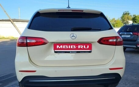 Mercedes-Benz B-Класс, 2020 год, 2 250 000 рублей, 4 фотография