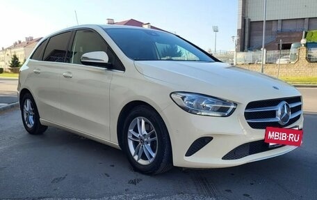 Mercedes-Benz B-Класс, 2020 год, 2 250 000 рублей, 7 фотография
