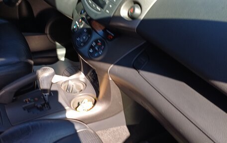 Toyota RAV4, 2011 год, 1 300 000 рублей, 4 фотография