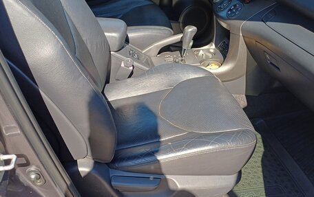 Toyota RAV4, 2011 год, 1 300 000 рублей, 6 фотография