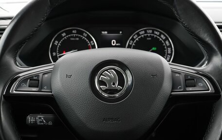 Skoda Superb III рестайлинг, 2017 год, 2 099 000 рублей, 12 фотография