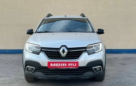 Renault Sandero II рестайлинг, 2018 год, 1 070 000 рублей, 2 фотография