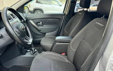 Renault Sandero II рестайлинг, 2018 год, 1 070 000 рублей, 10 фотография