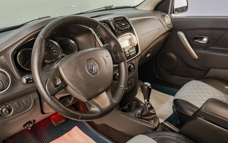 Renault Logan II, 2018 год, 1 019 000 рублей, 8 фотография