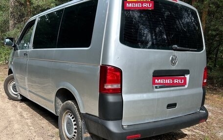 Volkswagen Caravelle T5, 2012 год, 1 250 000 рублей, 4 фотография