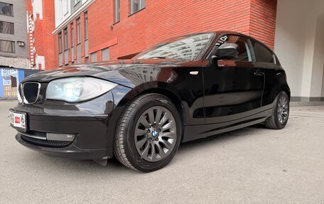 BMW 1 серия, 2011 год, 1 050 000 рублей, 10 фотография