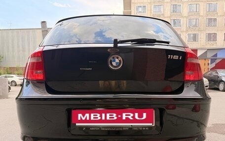 BMW 1 серия, 2011 год, 1 050 000 рублей, 8 фотография