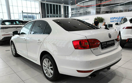 Volkswagen Jetta VI, 2013 год, 970 000 рублей, 8 фотография
