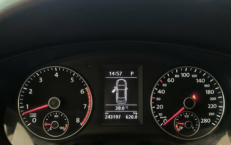 Volkswagen Jetta VI, 2013 год, 970 000 рублей, 16 фотография