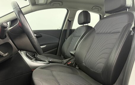 Opel Astra J, 2014 год, 890 000 рублей, 9 фотография