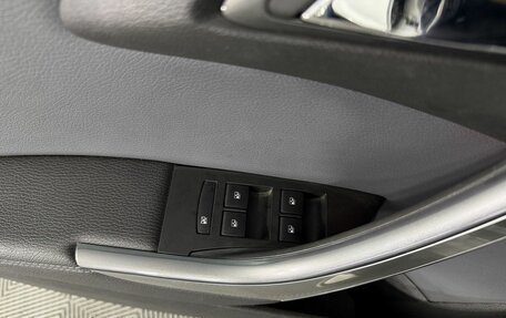 Opel Astra J, 2014 год, 890 000 рублей, 11 фотография