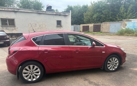 Opel Astra J, 2011 год, 1 400 000 рублей, 7 фотография