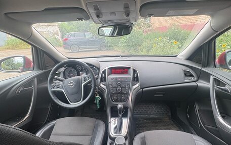Opel Astra J, 2011 год, 1 400 000 рублей, 10 фотография